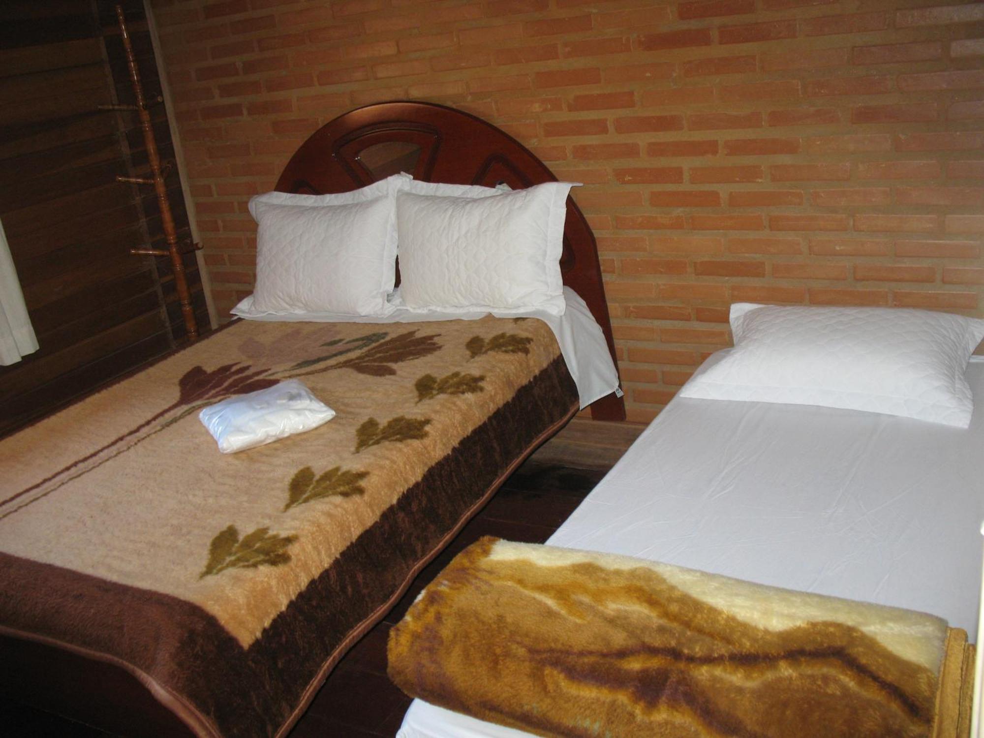 Gota De Orvalho Inn Cunha